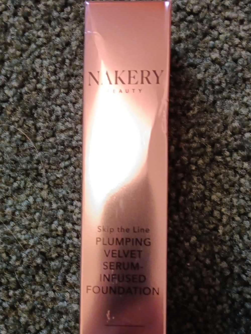 Nakery Beauty Plumping Velvet Serum-Infused Foundation Medium Color 1oz .